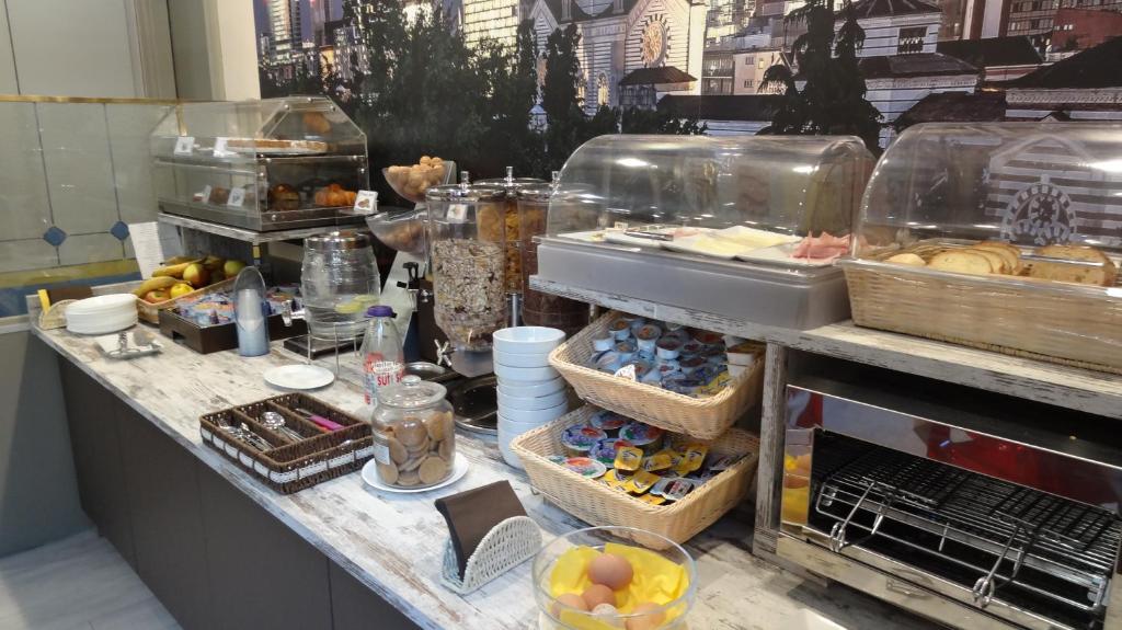 Hotel Piacenza - Resim 25