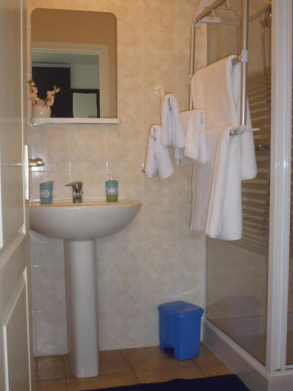 Bed and Breakfast - Double Room With Private Bathroom