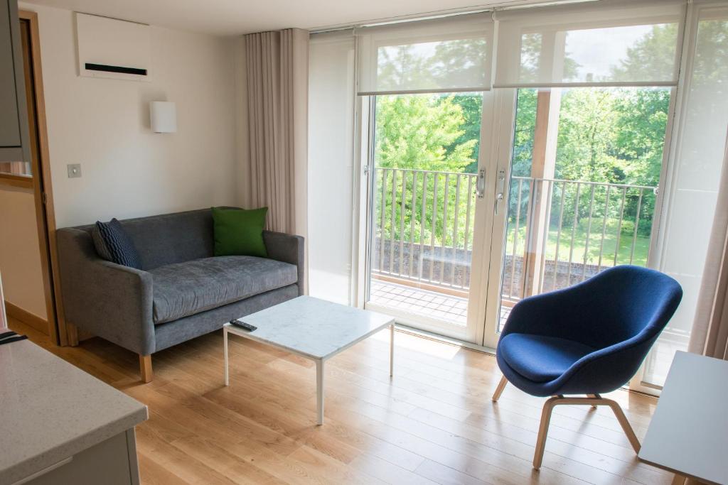 West Court- Jesus College - Resim 44