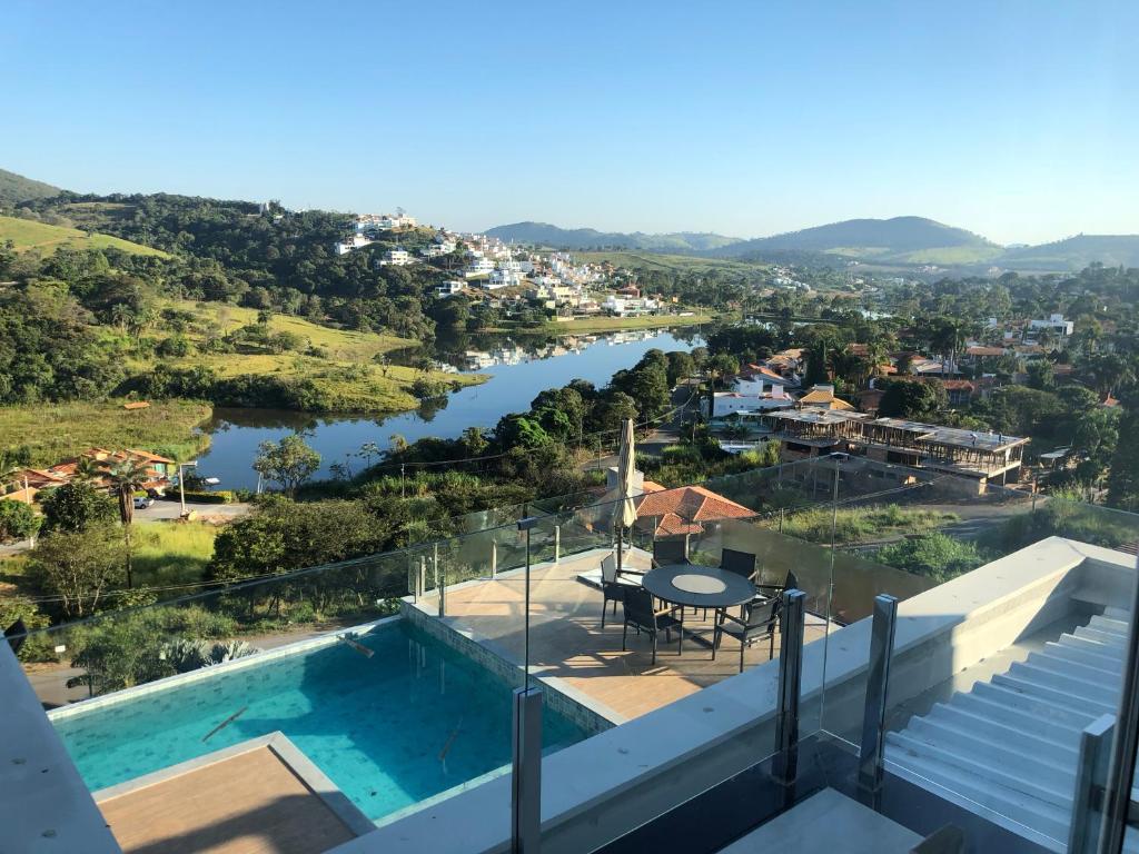  Suites de Luxo Paraíso de Minas Escarpas
