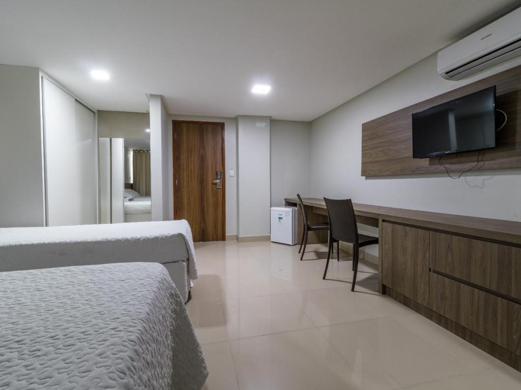 Oriental Praia Hotel - Chambre Triple Avec Balcon