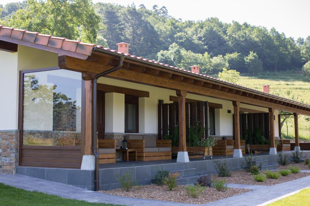 Fuente El Güeyu - 13