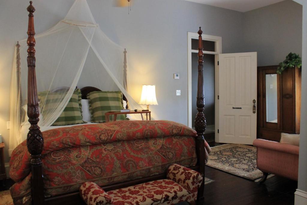 Grand Magnolia Ballroom & Suites - Suite Royale