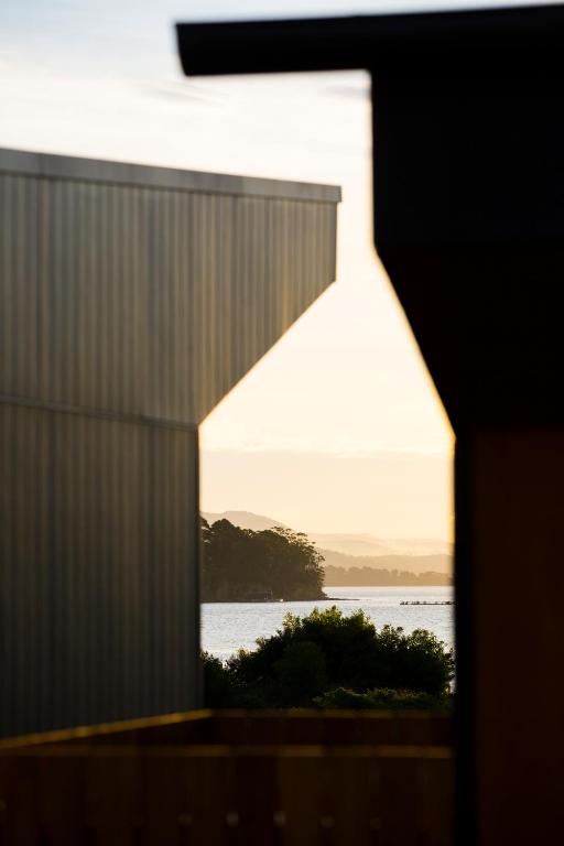Bruny Island Escapes and Hotel Bruny - Lodge - Hotel Bruny