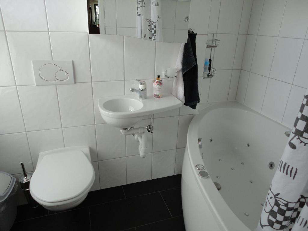 Koupelna v ubytování B & B Auf dem Wolf, St. Jakob