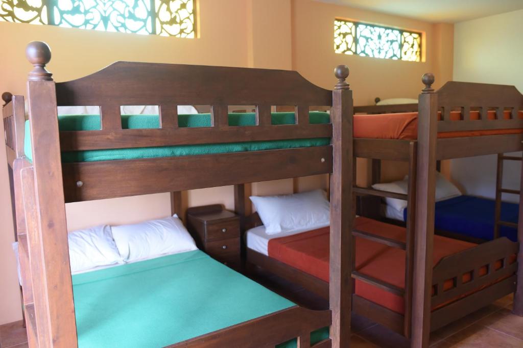 Casa Marina Bed and Breakfast - Gemengde Slaapzaal Met 6 Bedden