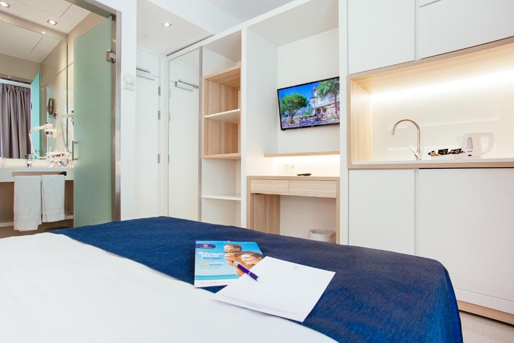 
Double Plus Room - Single use
