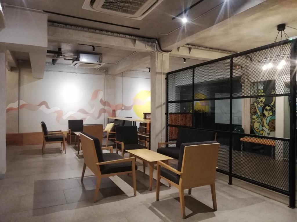 Χώρος καθιστικού στο PINX'S HOSTEL