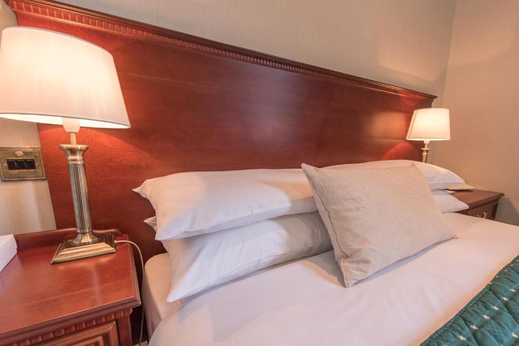 Cairn Hotel - Classic Double Room