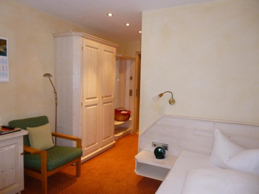 Posezení v ubytování Hotel Schwarzwald-Resort Rößle