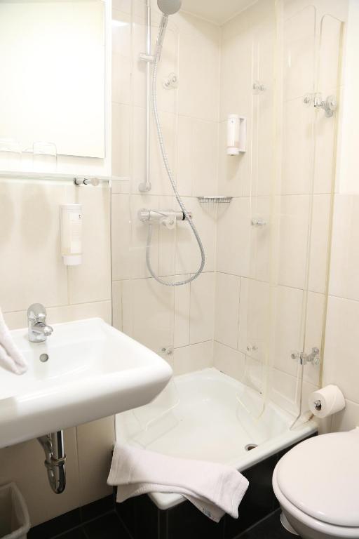 Park Hotel am Berliner Tor - Resim 16