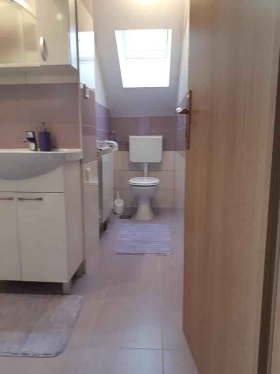 Koupelna v ubytování IRIS Room & Apartment