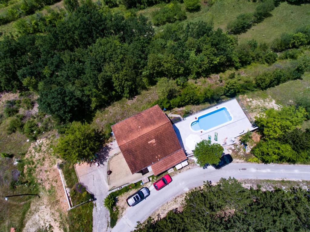 Bazén v ubytování Forest House Silva nebo v jeho okolí