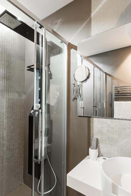 A World Aparts - Barberini Boutique Hotel - Resim 25