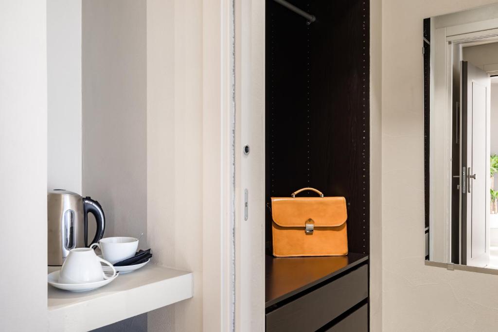 A World Aparts - Barberini Boutique Hotel - Resim 13