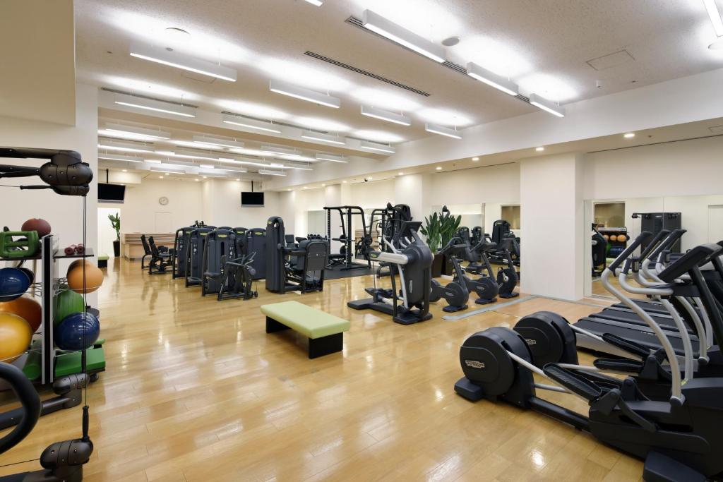 Fitness centrum a/nebo fitness zařízení v ubytování The Prince Sakura Tower Tokyo, Autograph Collection