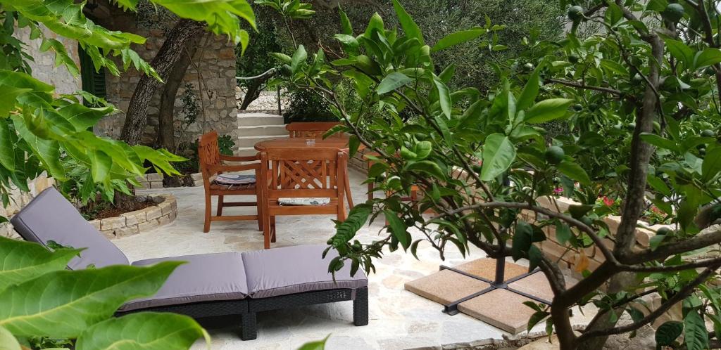 Zahrada ubytování Apartments Vile Holiday