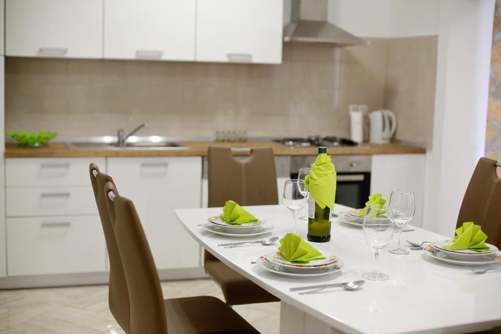 Köök või kööginurk majutusasutuses Bella Apartment
