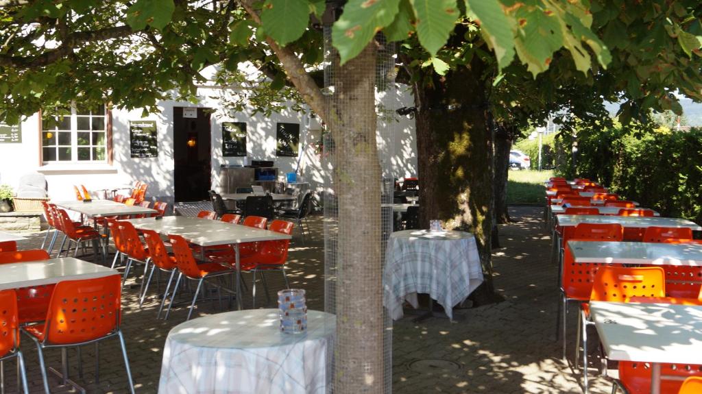 Restaurace v ubytování Hotel Restaurant Kreuz