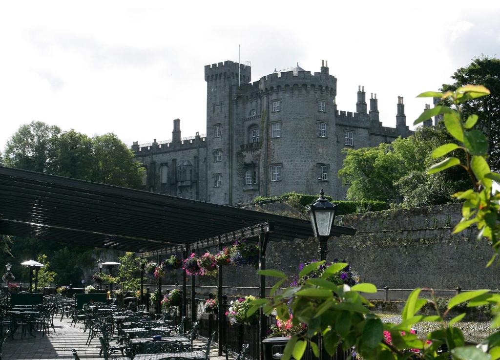 Zahrada ubytování Kilkenny River Court Hotel