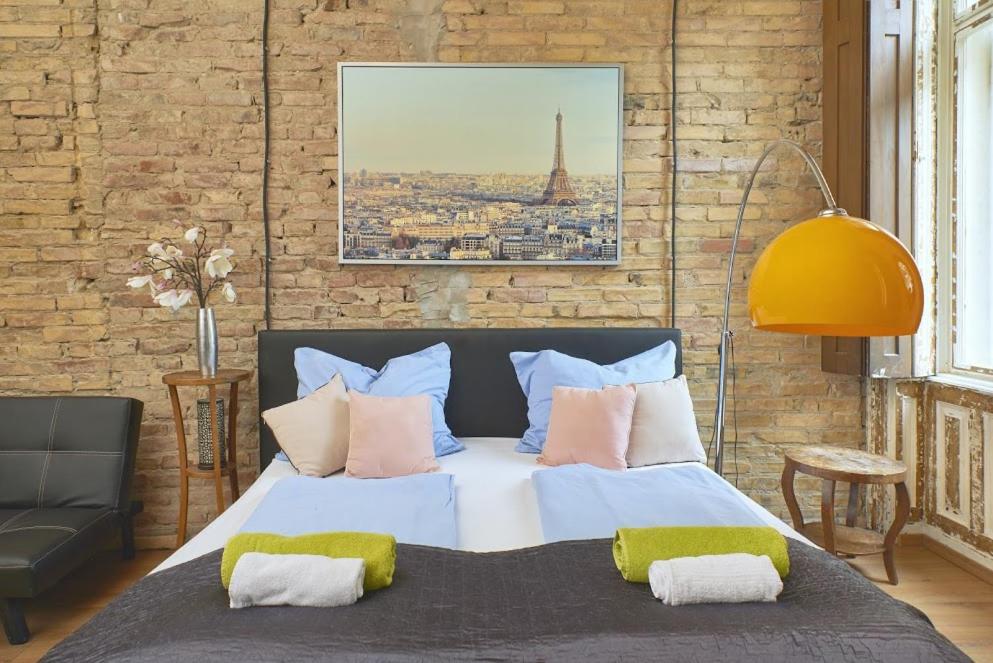 Budapest Loft Central Design Home - Housity