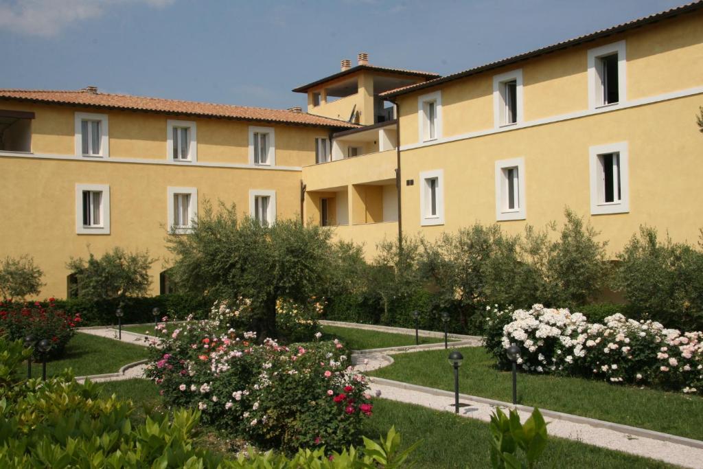 Zahrada ubytování Delfina Palace Hotel