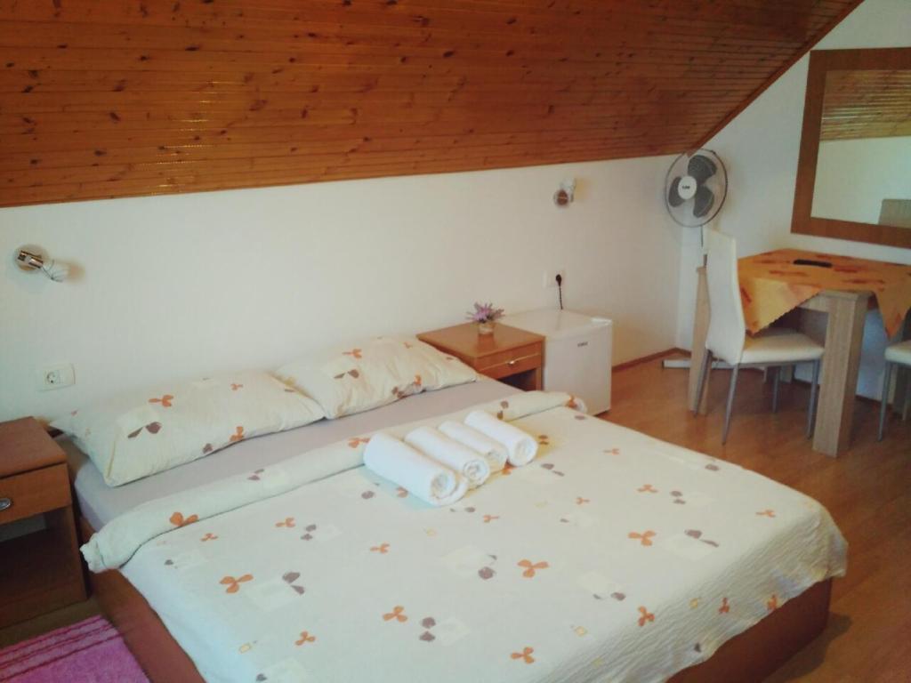 Posteľ alebo postele v izbe v ubytovaní Guest House First Stop