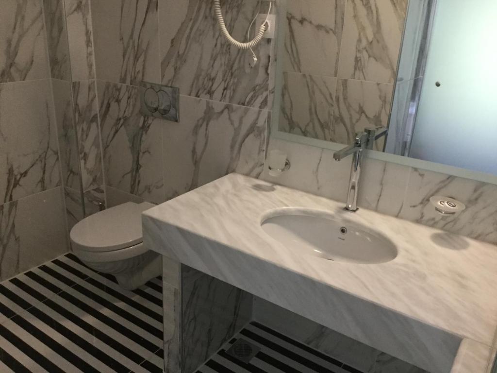 A bathroom at Villa Vasso