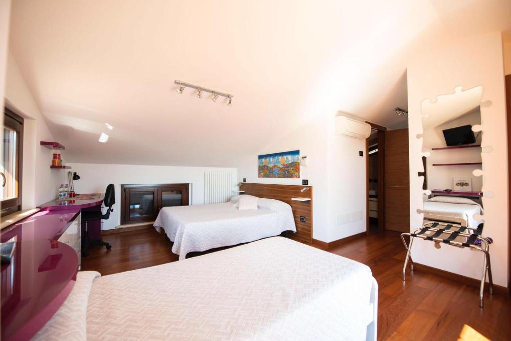 B&B Madonna Carradori - Habitación Triple Con Terraza