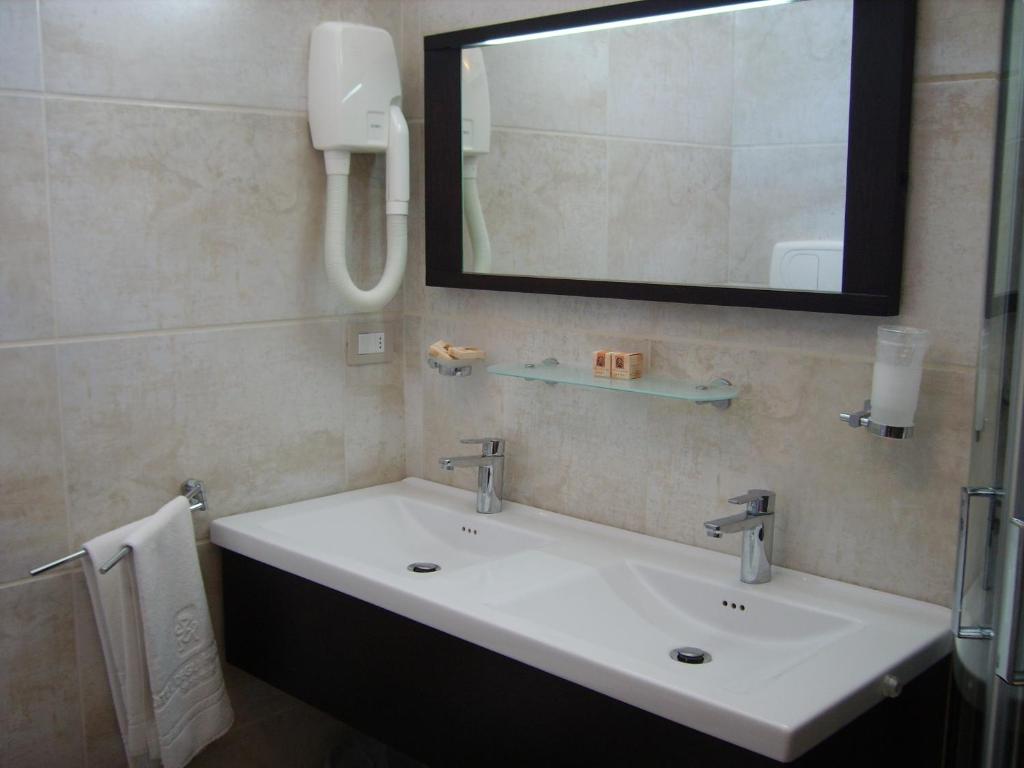 Koupelna v ubytování Hotel Degli Haethey