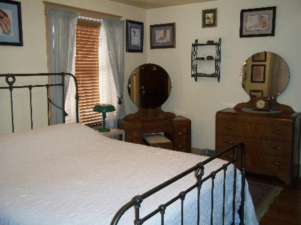 A Sentimental Journey - Suite King