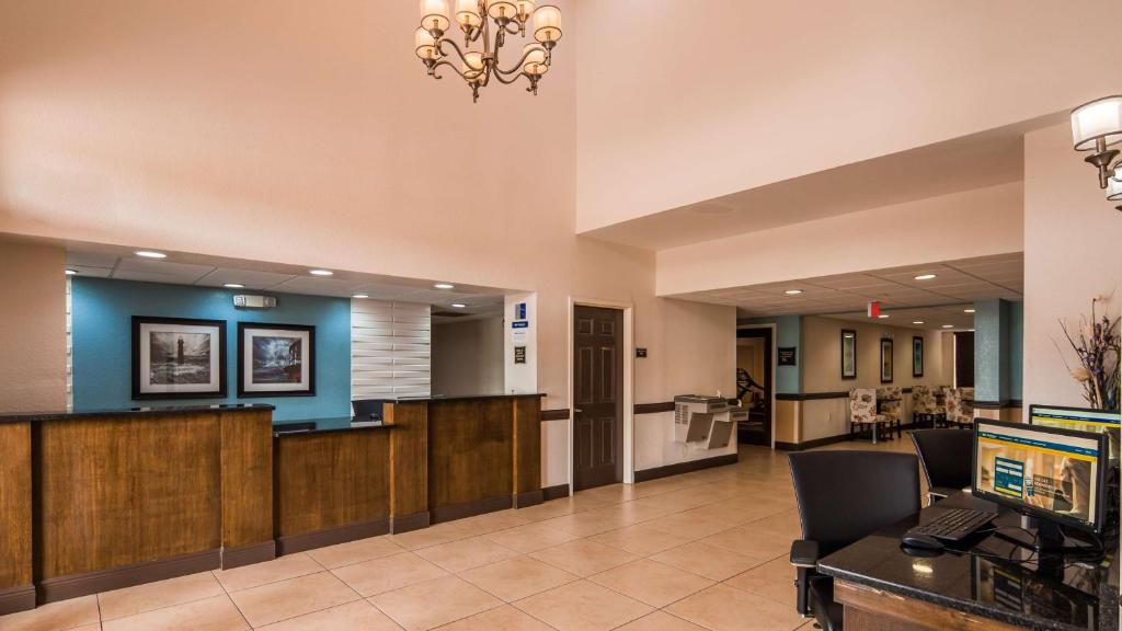 Best Western Mulberry Hotel photo