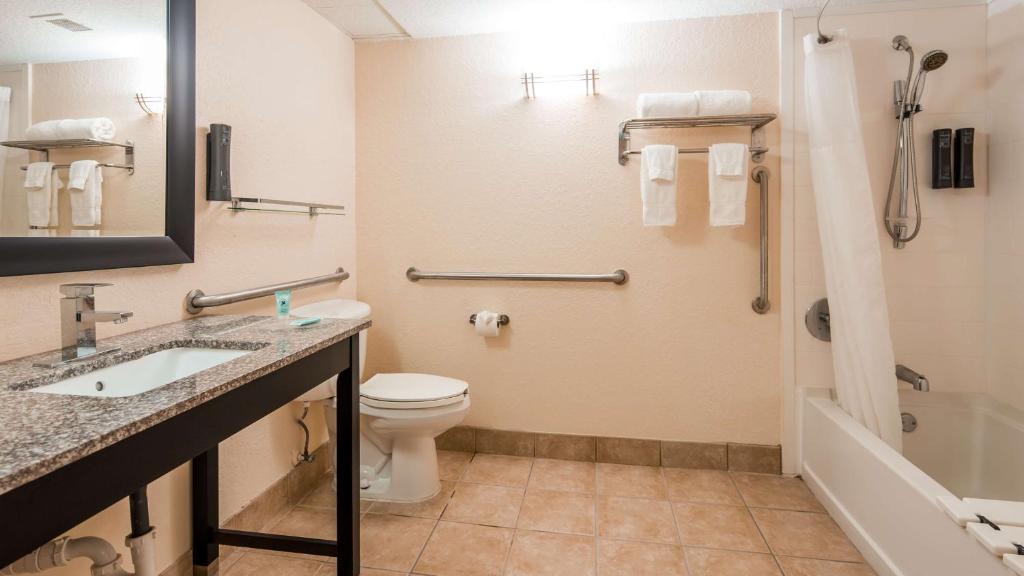 Best Western Mulberry Hotel photo