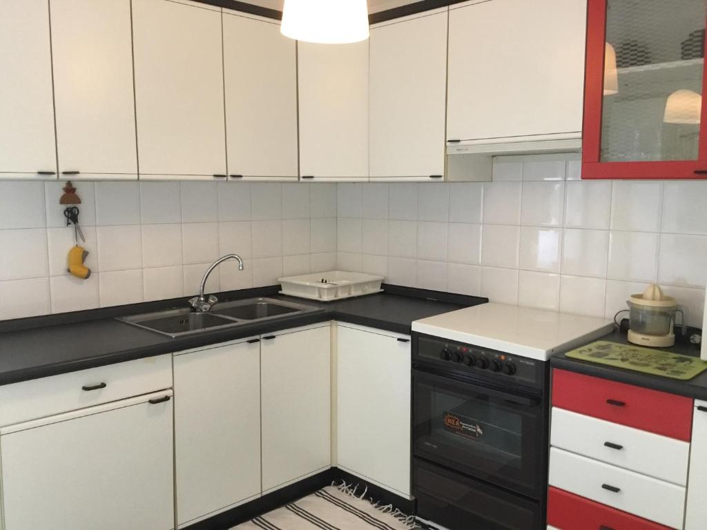 Fotografia z galérie ubytovania AGIA PARASKEVI appartement près du métro v Aténach