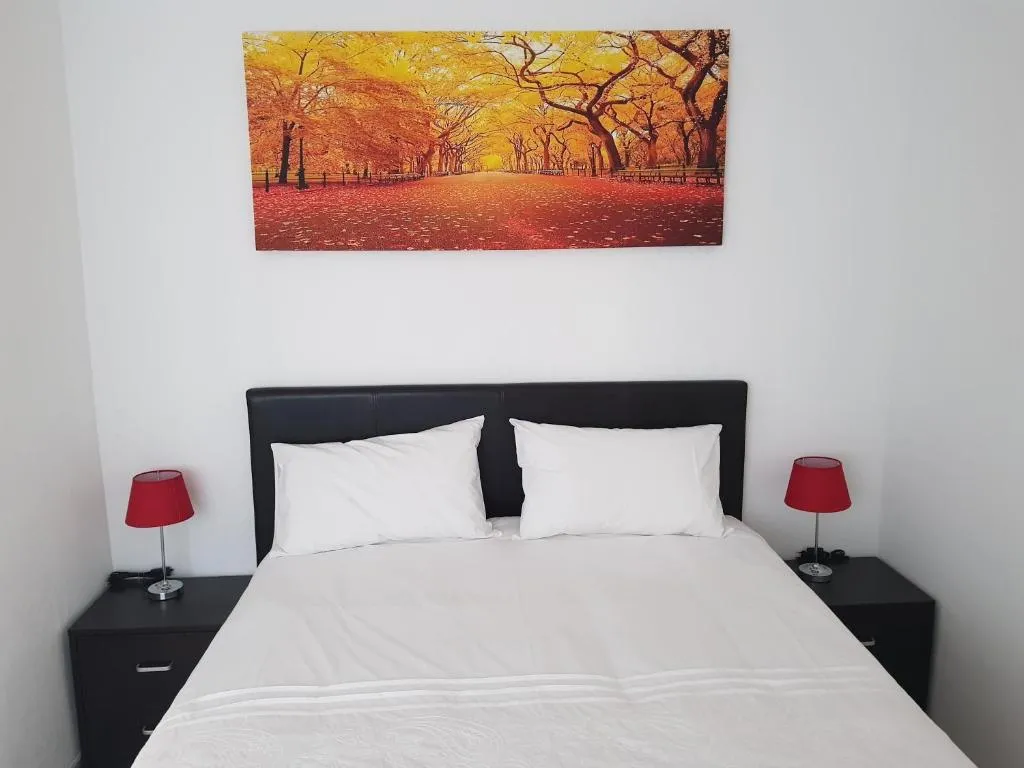 Fama Lodge Rm13, Cape Town, South Africa