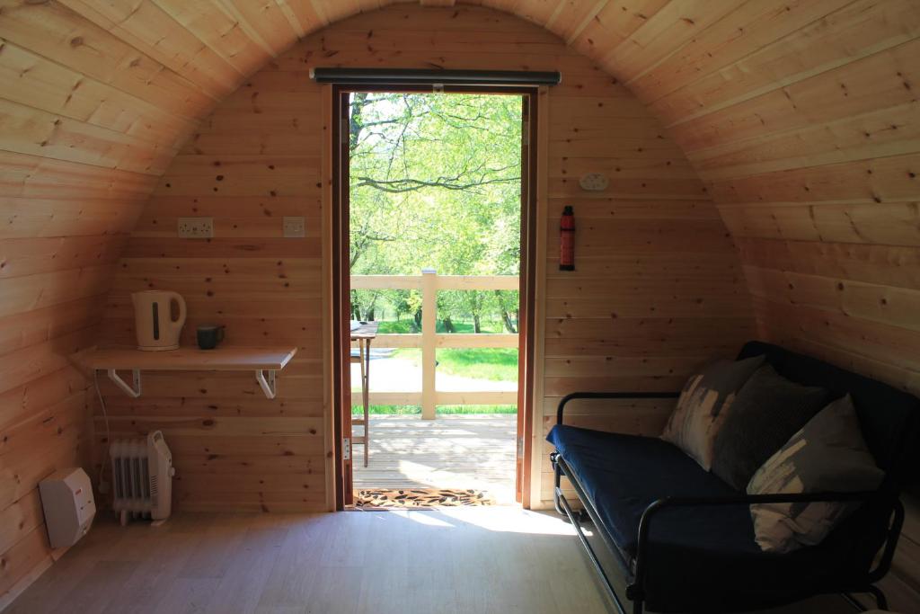 Area soggiorno di Glendalough Glamping - Adults Only