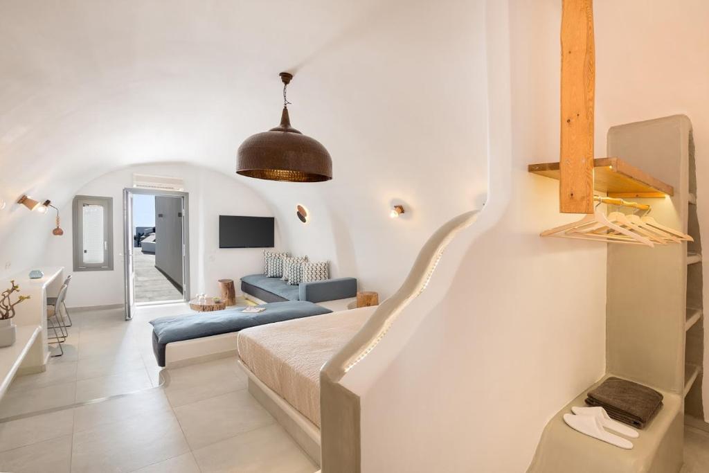 Kasimatis by La Perla - Adults Only - 16