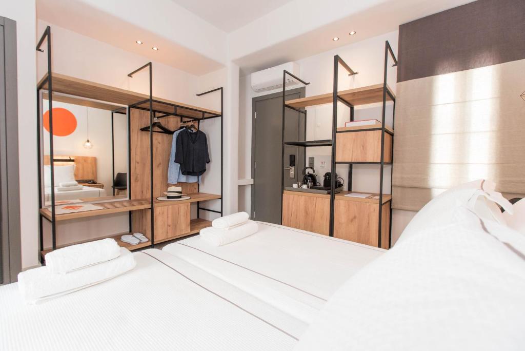 Una cama o camas en una habitación de Sandom