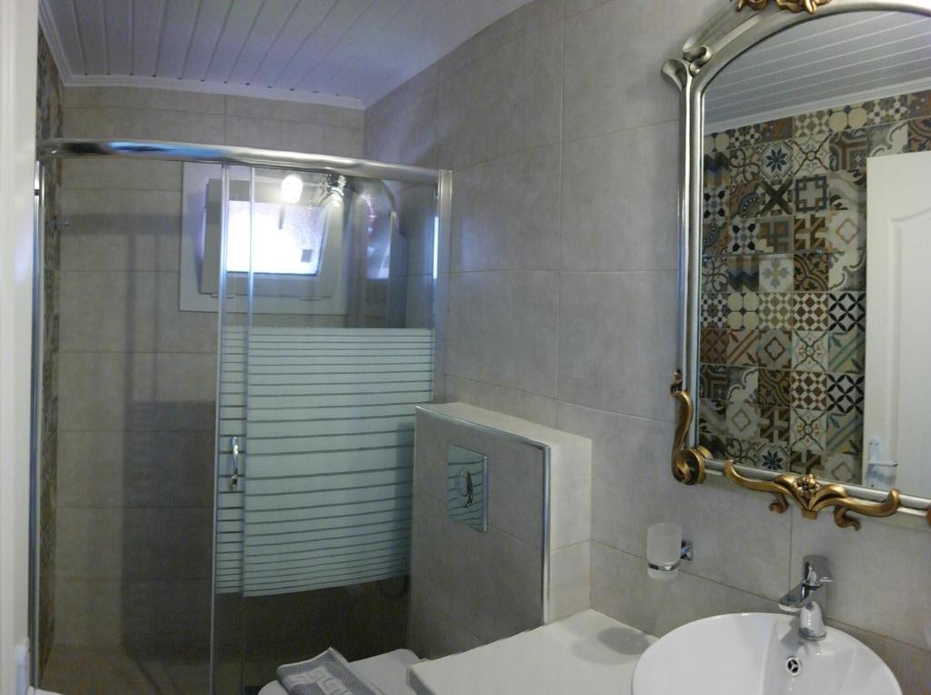 Koupelna v ubytování Hotel Avra