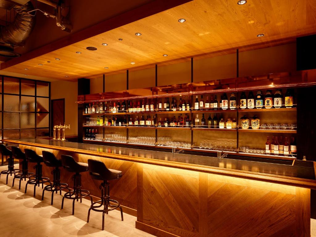 Lounge nebo bar v ubytování Kawasaki King Skyfront Tokyu REI Hotel
