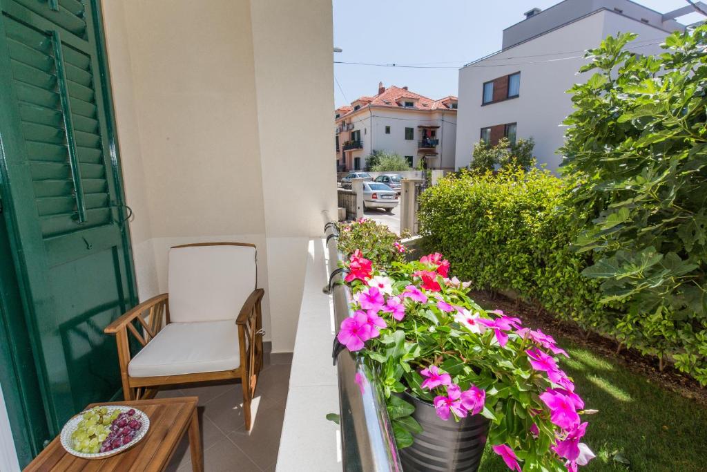 Vonkajšia záhrada v ubytovaní AML apartments