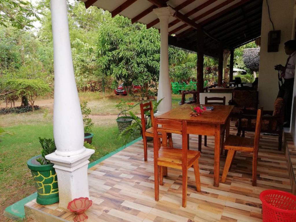 Zahrada ubytování Sigiri Binara Villa