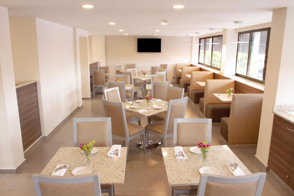 Posezení v ubytování Econo Express Hotel