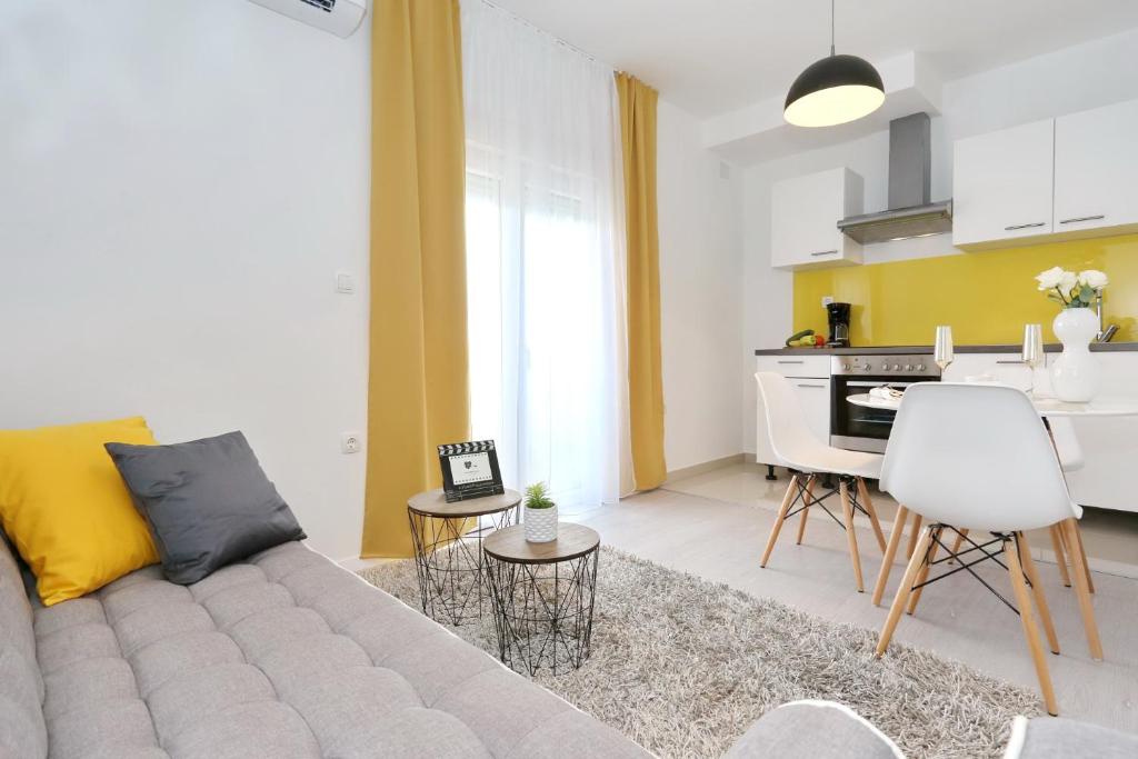 Kuchnia lub aneks kuchenny w obiekcie Apartments Tija Exclusive