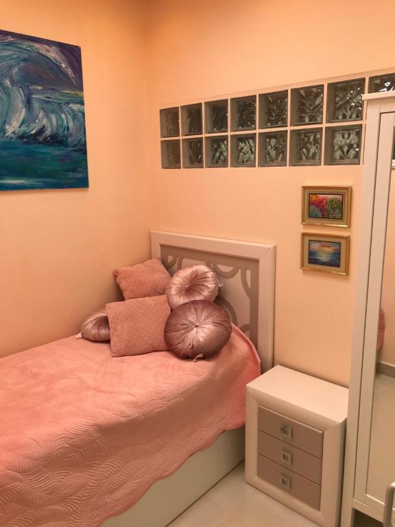 A bed or beds in a room at Villa Ola, Golf del Sur