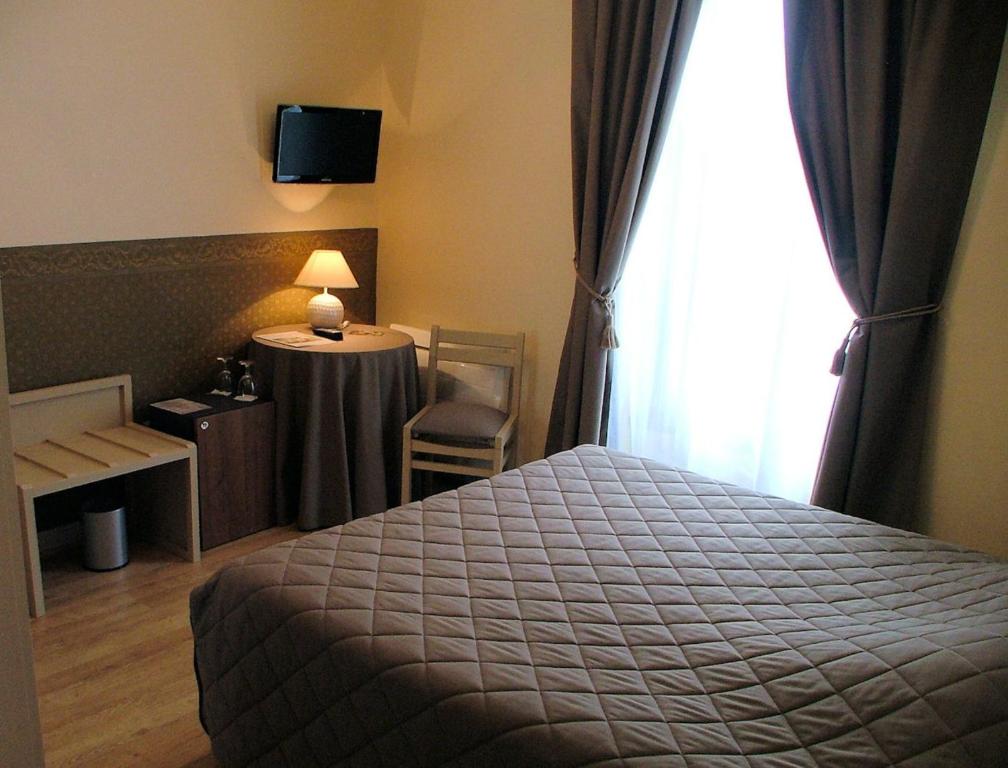 Hostellerie le Clos du Cher - Standard Double Room