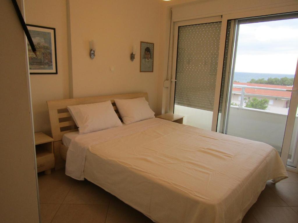 Gallery image of Seaside cozy apartment in Peraia in Perea