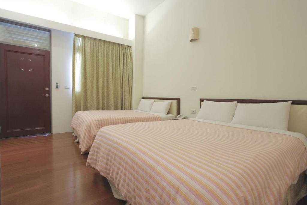 Sunnydale B&B - Quadruple Room With Terrace