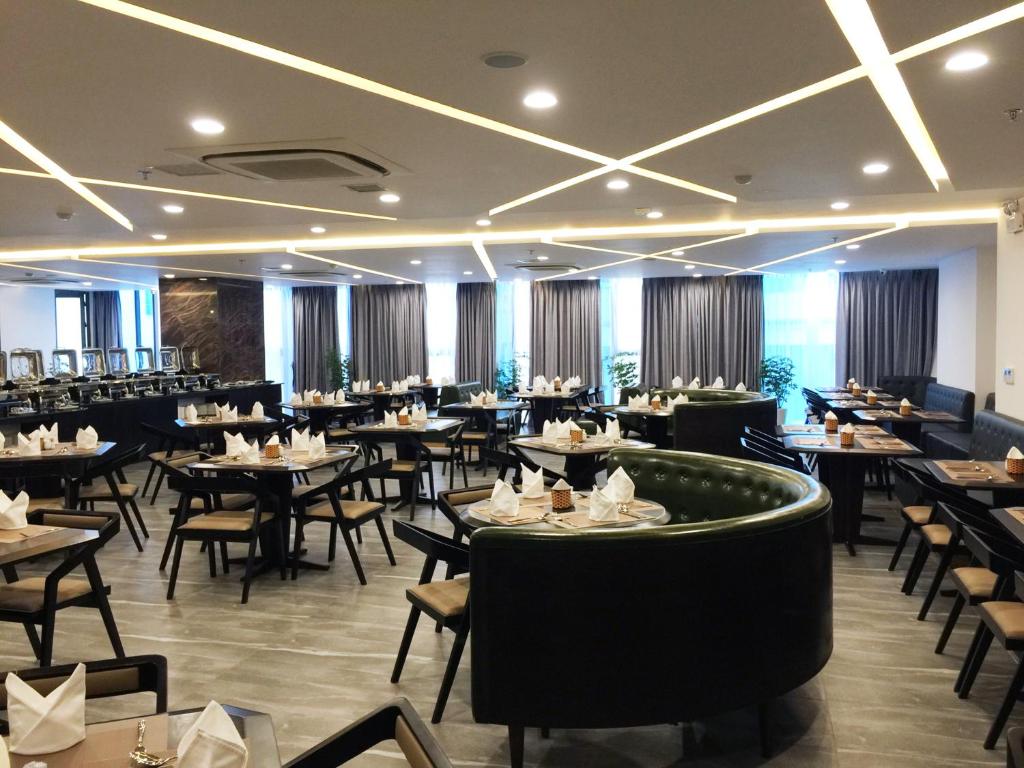 Nhà hàng/khu ăn uống khác tại Majestic Premium Hotel