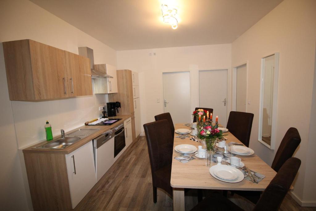 Apartments Tempelhof - Two-Bedroom Apartment